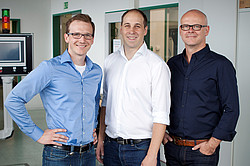 Gruppenfoto der Gründer und Geschäftsführer der volterion GmbH: Thorsten Seipp, Sascha Berthold und Thomas Gebauer (v.l.n.r.).